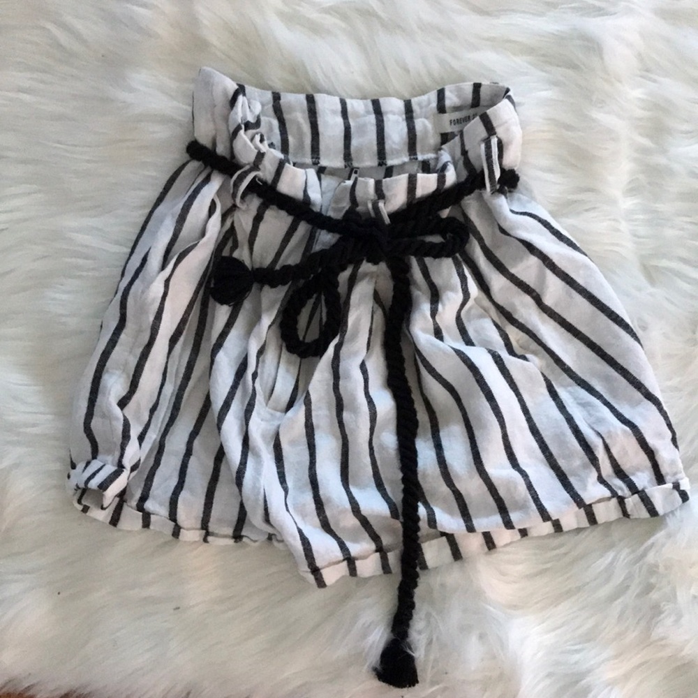 Striped shorts with rope belt